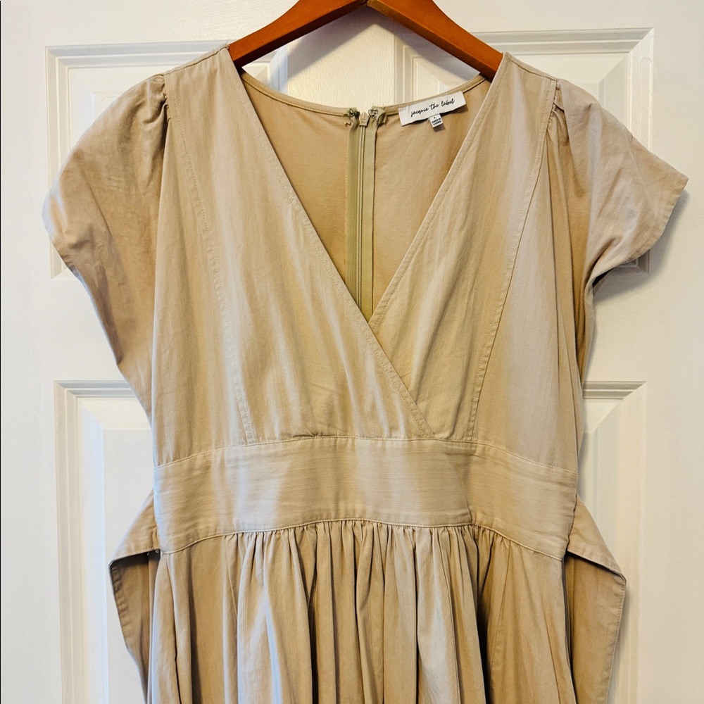 size L Jacquie the Label, khaki baby doll dress.